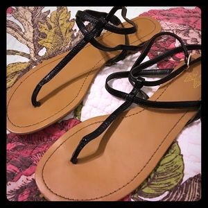 🦄FLASH SALE🦄 Victoria's Secret black sandals 7.5