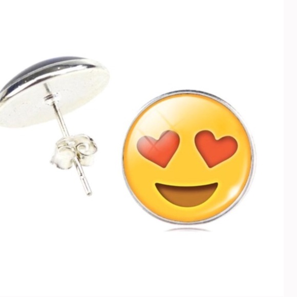 ✂️Emoji Face Stud Earrings😍 - Picture 2 of 3