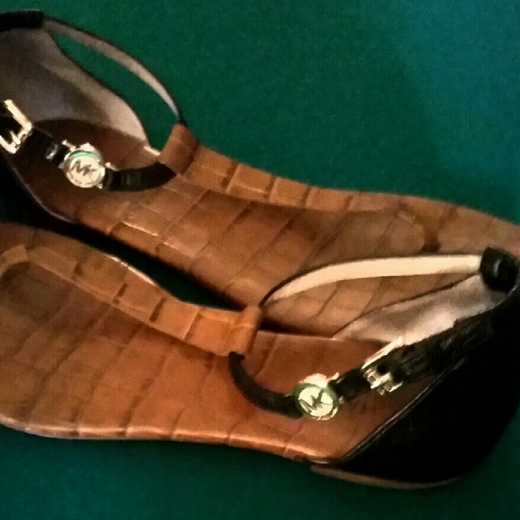 SALE!! MK Two Toned Leather Sandals