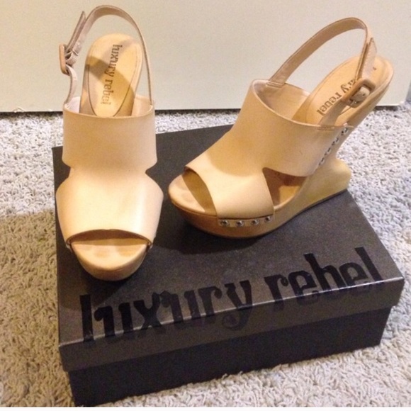 Sand Giada Heels