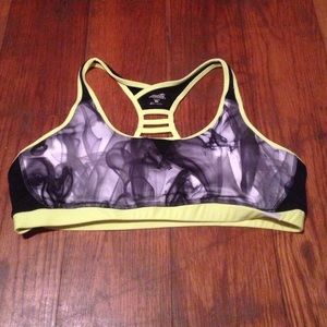 sports bra