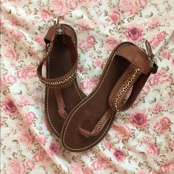 Roxy sandals