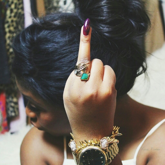 🐰 SALE Jewelry | Emerald green leaf wrap ring - Picture 3 of 5