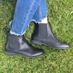 Boohoo Black Ankle Boots Size 6