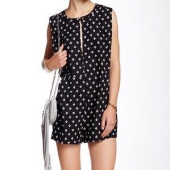 XsoldX Free People Black & White Star Romper - Picture 3 of 4