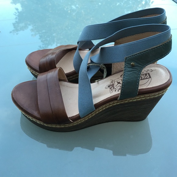 Pikolinos platform sandals-brand new!!
