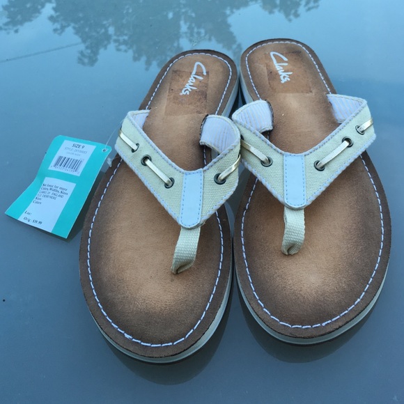 Clarks flip flops 9