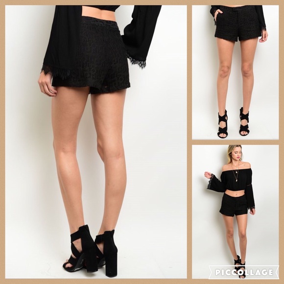 SALE 🌟 Black Shorts Casual/Dressy - Picture 2 of 3
