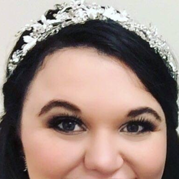 Tiara/headband. - Picture 2 of 2