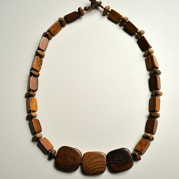 Handcrafted Robles Wood Necklace -- New - Picture 4 of 5