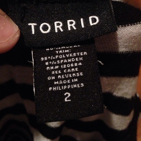 striped 3/4 sleeve shirt - Picture 2 of 2