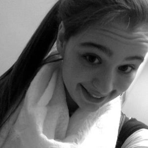 Meet your Posher, Liz