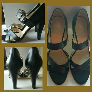 NWOT Anne Klein Maguissee sandal