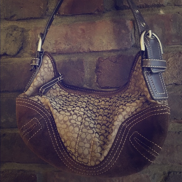 Coach classic handbag