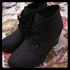 🦄FLASH SALE🦄 Dr. Scholls black wedge booties 7.5