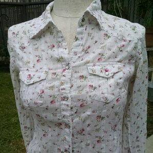 Floral pattern blouse