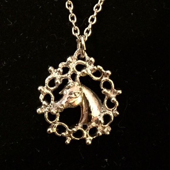16" Necklace- Horse Equestrian & Western Jewelry - Picture 1 of 2