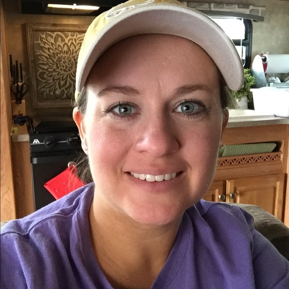 Meet your Posher, Ashlee