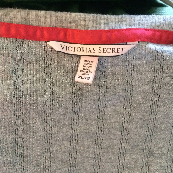 Sold! NWOT Victoria's Secret Dreamer Henley - Picture 4 of 4