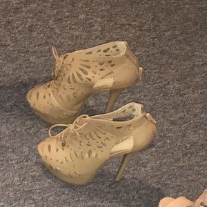 Tan holey lace up 5 inch platform heel