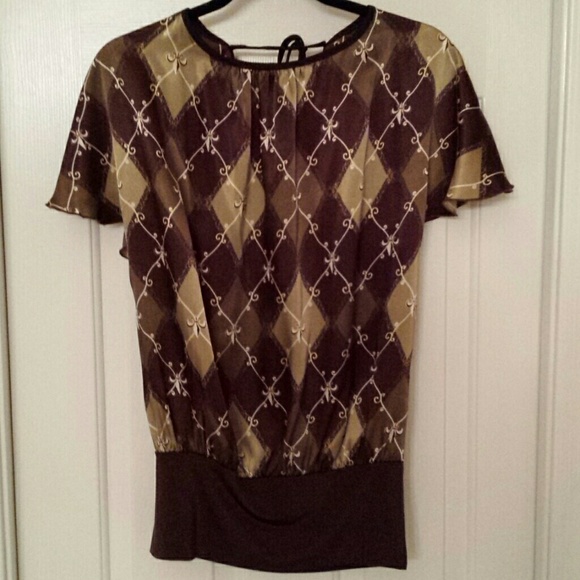 Tiara brand blouse