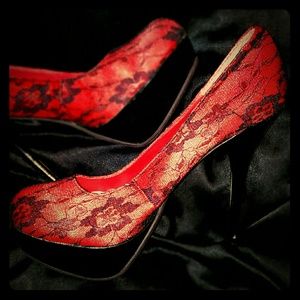 Pretty Lace High Heel Shoes