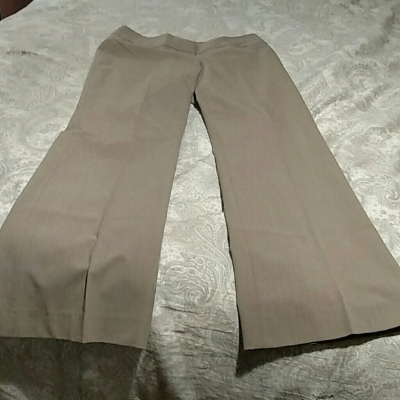 HALOGEN Pants.  SIZE 8