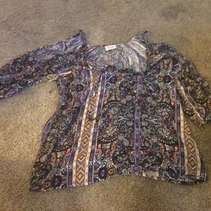 Open shoulder quarter sleeve