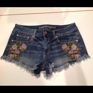 American Eagle jean Shorts with Floral Detail