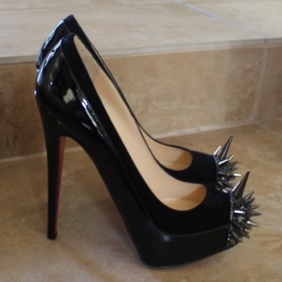 Meet your Posher, Judith - Picture 1 of 1