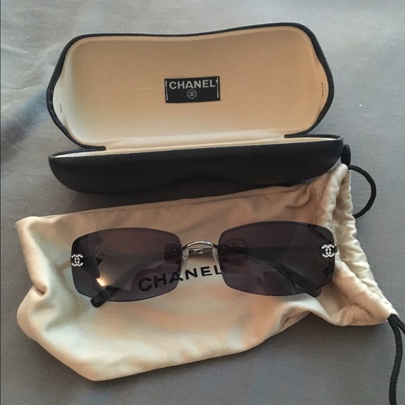 CHANEL sunglasses