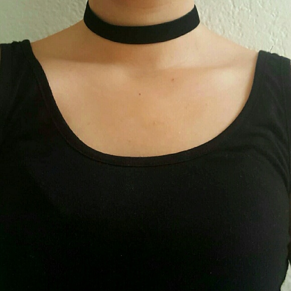 Black thick velvet choker