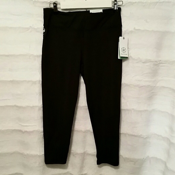 GAIAM Yoga Capris
