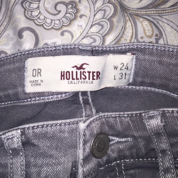 Grey distressed jeans - Picture 3 of 3