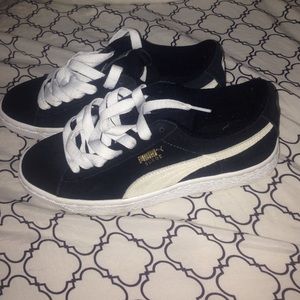New puma suede: gs 5. - women 7