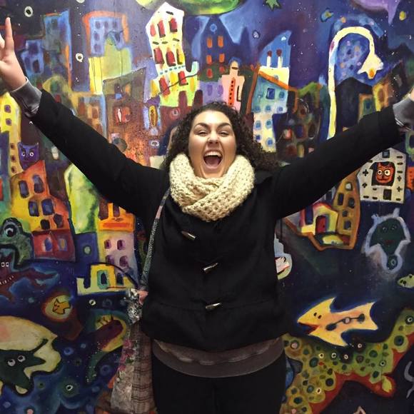 Meet your Posher, Gabby - Picture 1 of 1