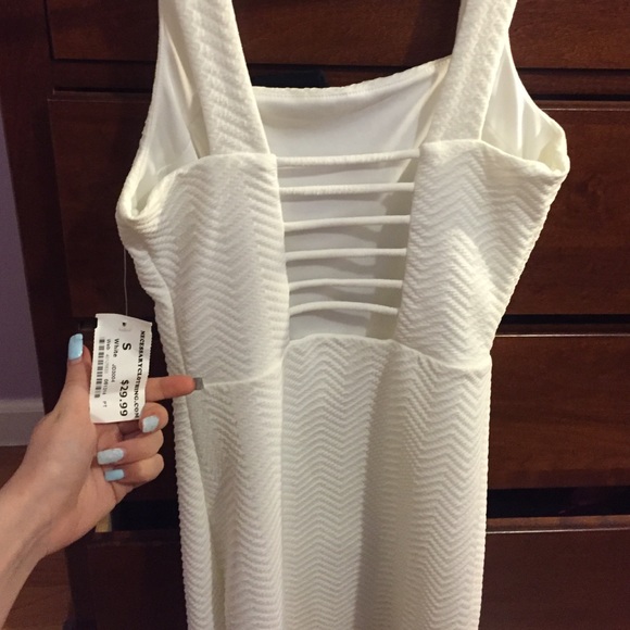 NECCESSARY CLOTHING DRESS - Picture 3 of 4