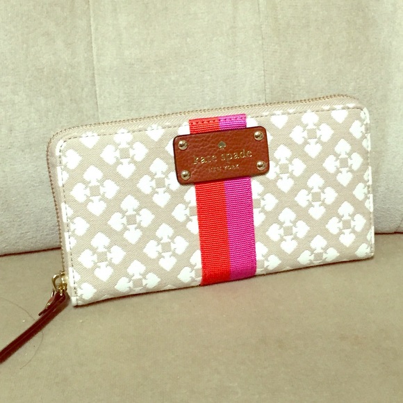 Kate spade wallet NWT