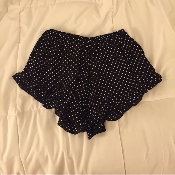 Brandy Melville Vodi shorts polka dot