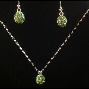 Green crystals ball jewelry set