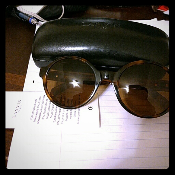 Lanvin Round Tortoiseshell Sunglasses