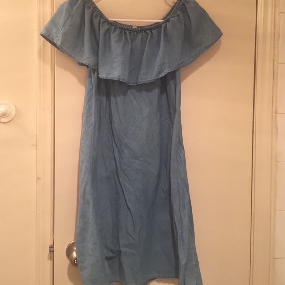 Off the shoulder chambray dress