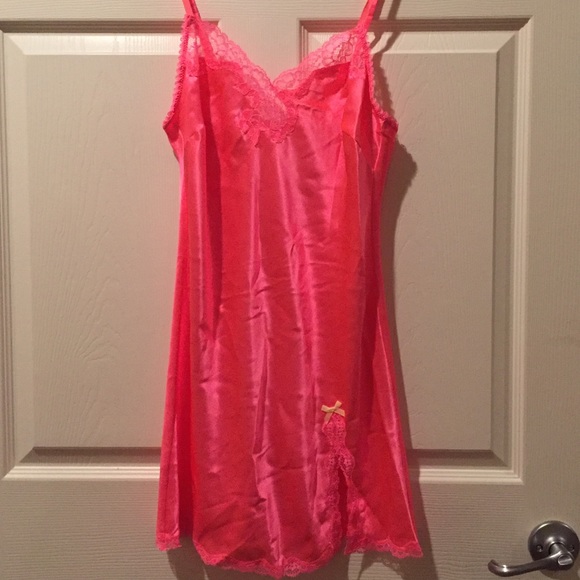 Victoria's Secret Dream Angels Slip. Brand new - Picture 2 of 4