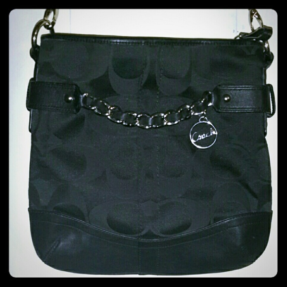 Black coach sold !!!!Two authentic coach purses !!