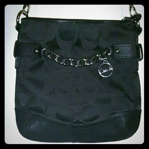 Black coach sold !!!!Two authentic coach purses !!