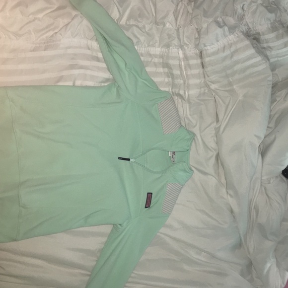 vineyard vines pullover!