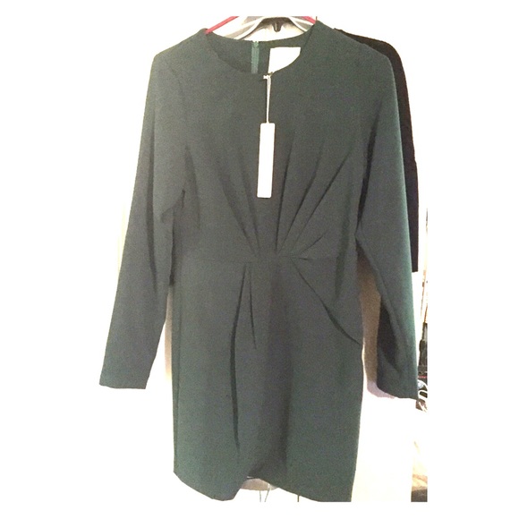 Line & dot long sleeve mini dress - Picture 1 of 4