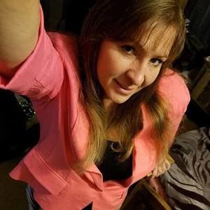 Meet your Posher, Elaine