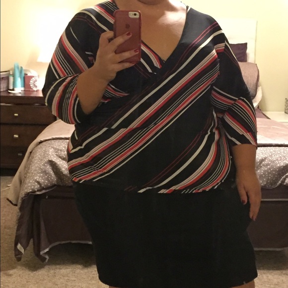 Surplice print lane Bryant top red black 26/28