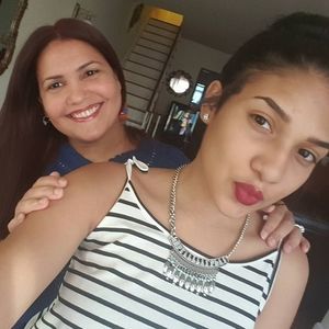 Meet your Posher, Mayra